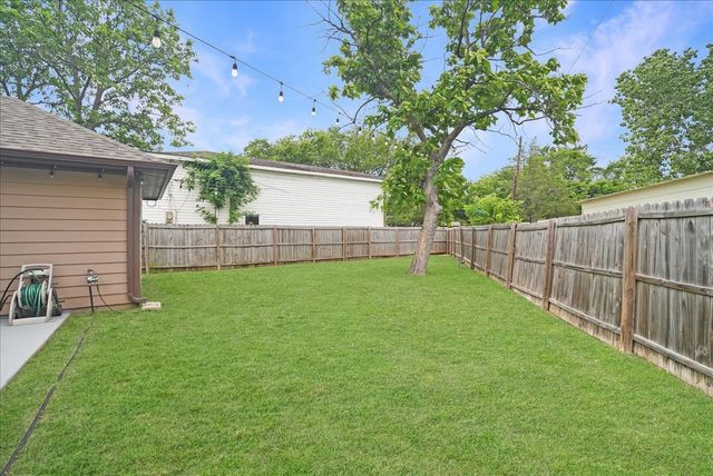 429 Cresthill Drive, Mesquite, TX 75149