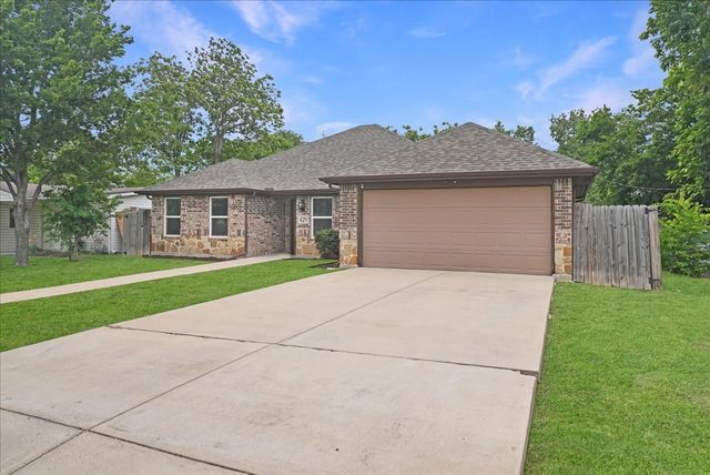 429 Cresthill Drive, Mesquite, TX 75149