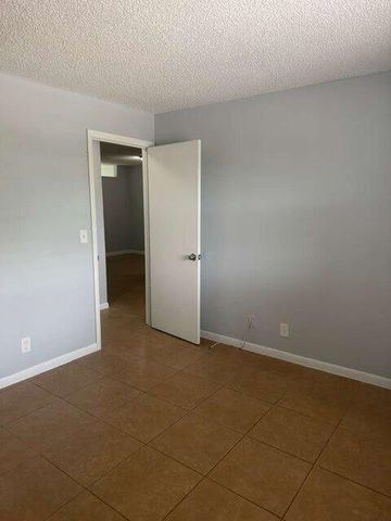 4839 Arjaro Drive 4839, West Palm Beach, FL 33407