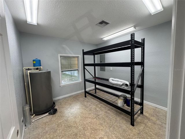 156 39TH AVENUE NE, St Petersburg, FL 33703