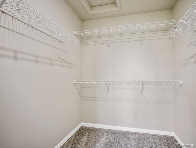 1674 Addison Circle, Commerce Charter Township, MI 48390