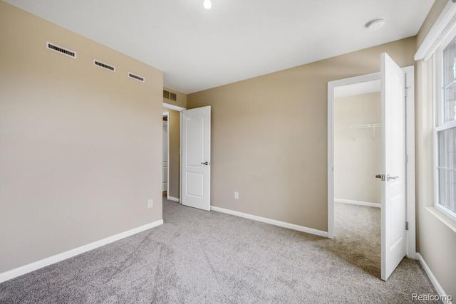 1674 Addison Circle, Commerce Charter Township, MI 48390