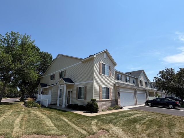 535 Tamarack Trail 1104, Farmington, MN 55024