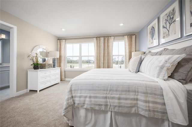 657 STONELEIGH LANE, Debary, FL 32713