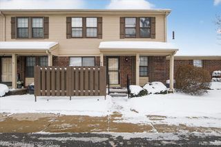 8092 Willow Lane, Warren, MI 48093