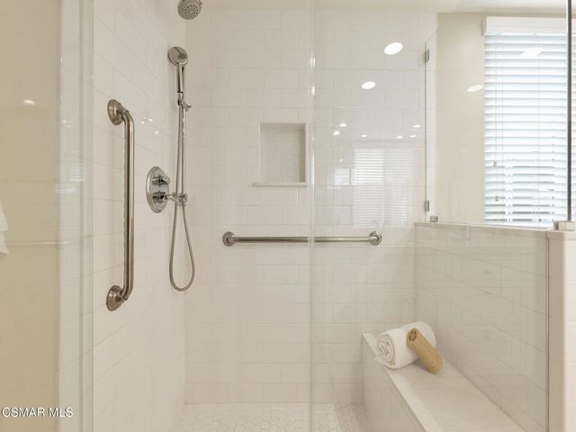 2167 Wimbledon Circle, Westlake Village, CA 91361