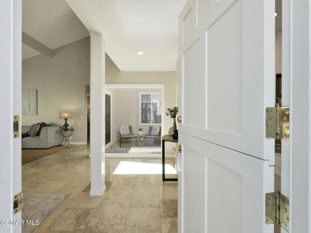 2167 Wimbledon Circle, Westlake Village, CA 91361