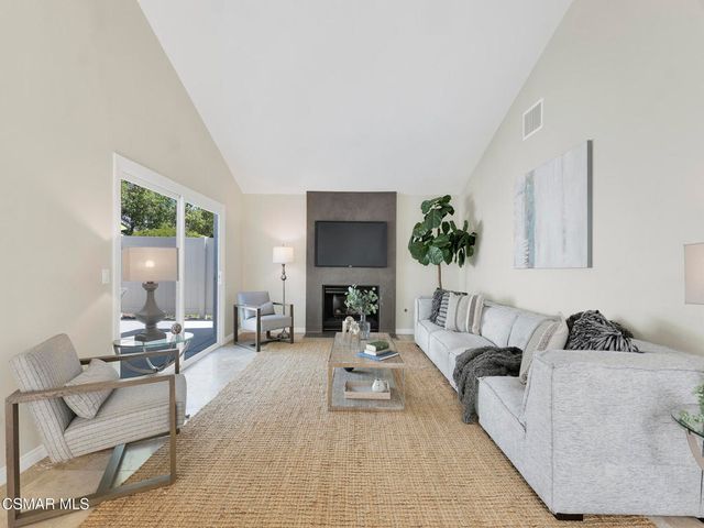 2167 Wimbledon Circle, Westlake Village, CA 91361