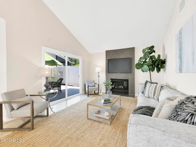 2167 Wimbledon Circle, Westlake Village, CA 91361