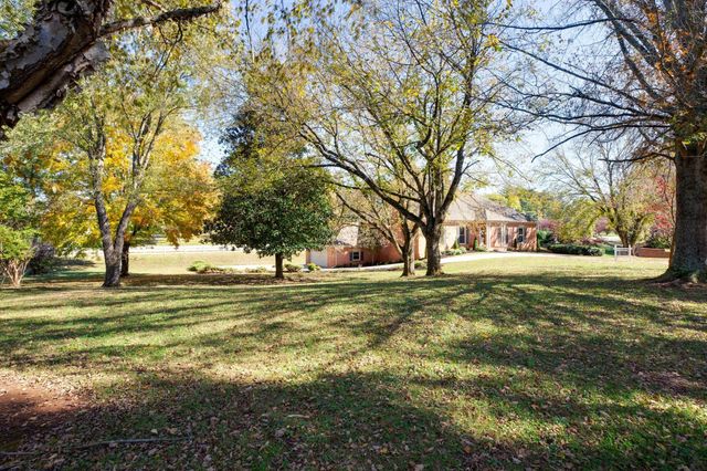 1419 Ascot Close, Murfreesboro, TN 37130