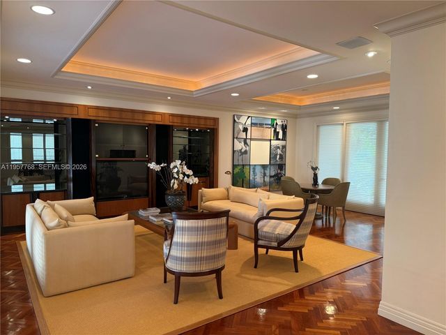 3508 Bayshore Villas Dr, Miami, FL 33133