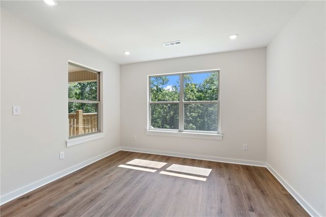 17 Hollow Way, Bella Vista, AR 72715