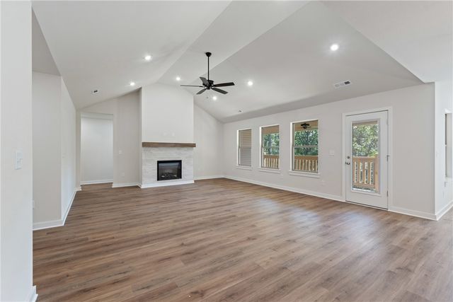 17 Hollow Way, Bella Vista, AR 72715