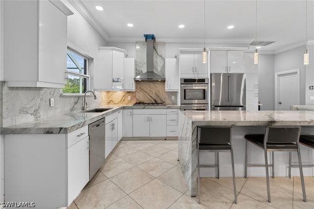 2863 EVERGLADES BLVD N, Naples, FL 34120