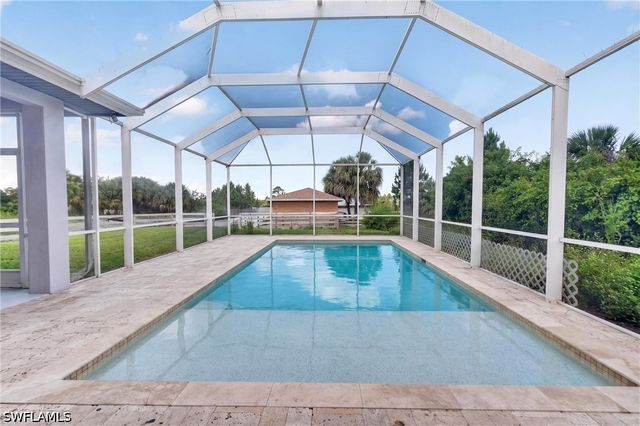 2863 EVERGLADES BLVD N, Naples, FL 34120