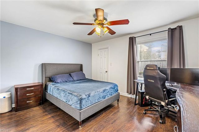 1105 Spindle XING, Virginia Beach, VA 23455