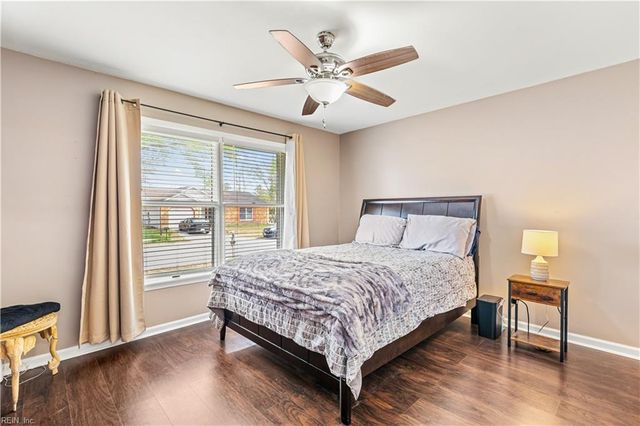 1105 Spindle XING, Virginia Beach, VA 23455