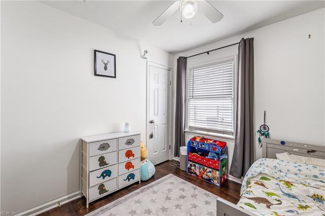 1105 Spindle XING, Virginia Beach, VA 23455