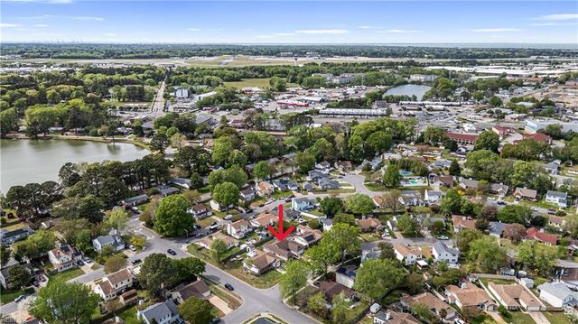 1105 Spindle XING, Virginia Beach, VA 23455