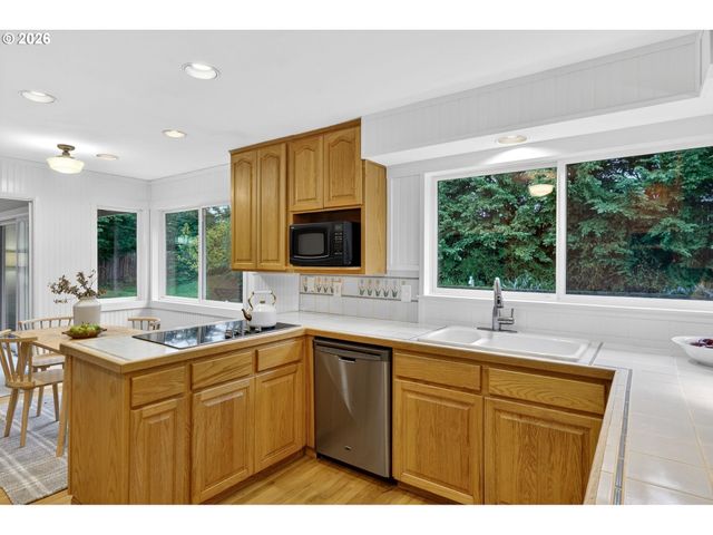 3105 Nw 144TH Ave, Beaverton, OR 97006