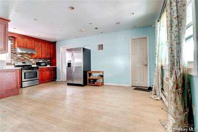 15818 85th Avenue, Jamaica, NY 11432