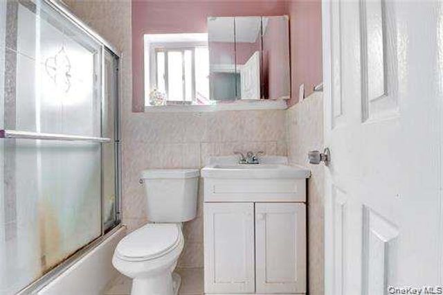 15818 85th Avenue, Jamaica, NY 11432