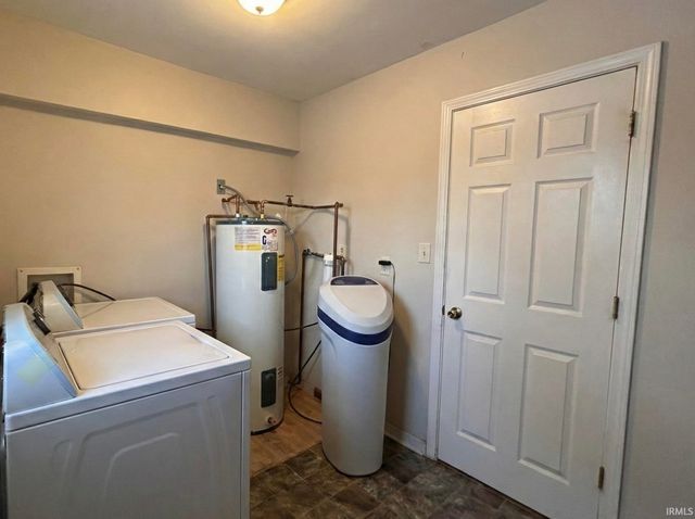 51651 Hollyhock Road, South Bend, IN 46637