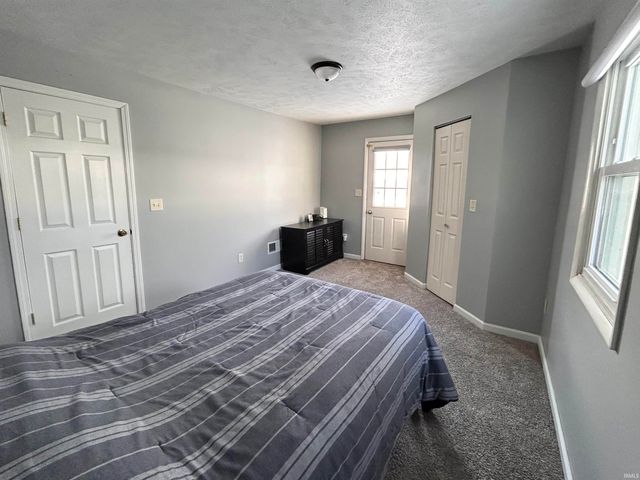 51651 Hollyhock Road, South Bend, IN 46637