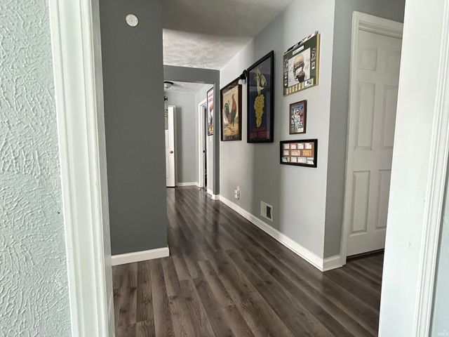 51651 Hollyhock Road, South Bend, IN 46637