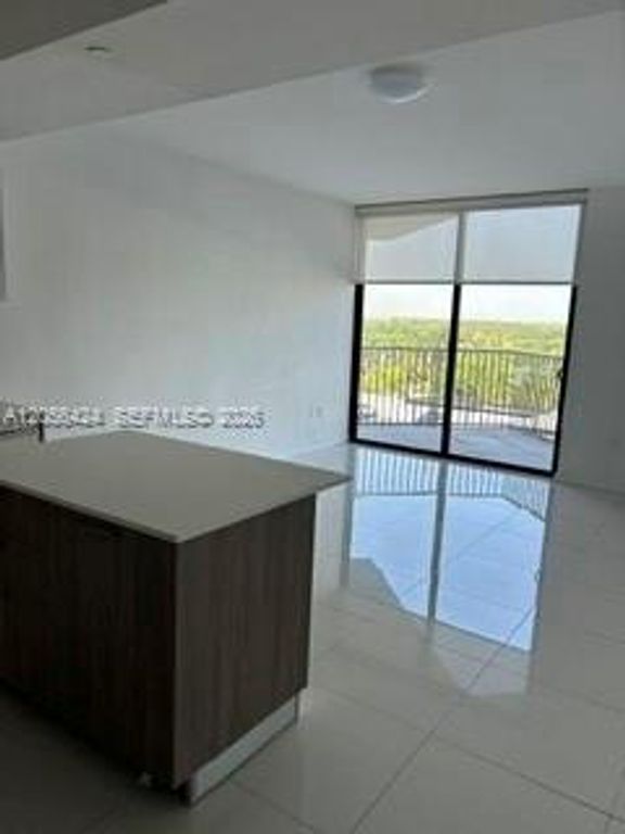 5300 Paseo Boulevard 508, Doral, FL 33166