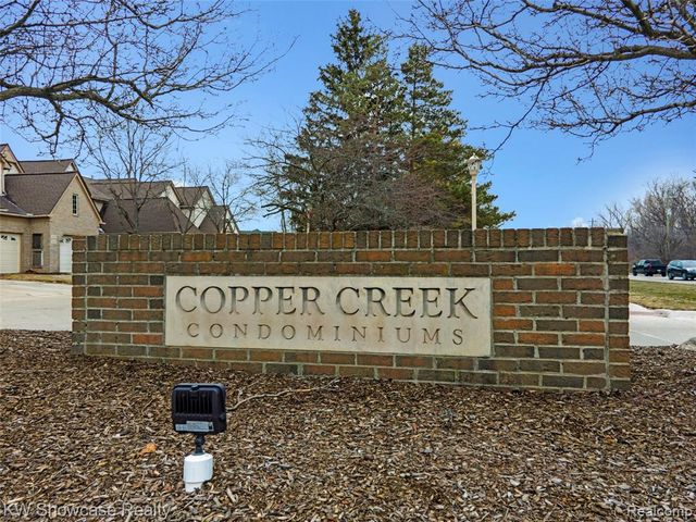 7151 Copper Creek Circle, Canton, MI 48187