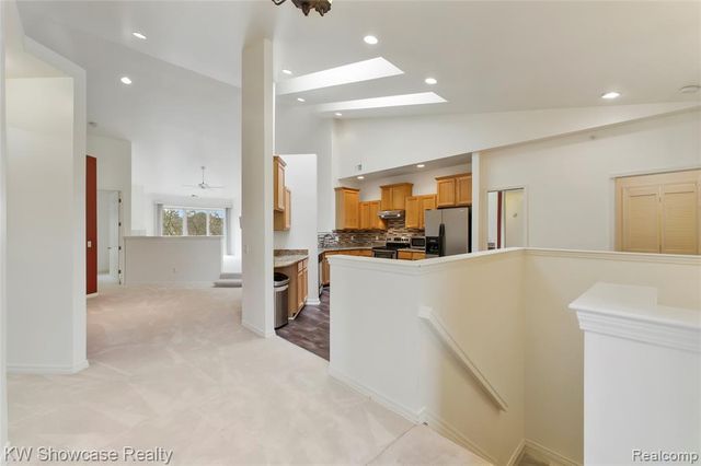 7151 Copper Creek Circle, Canton, MI 48187