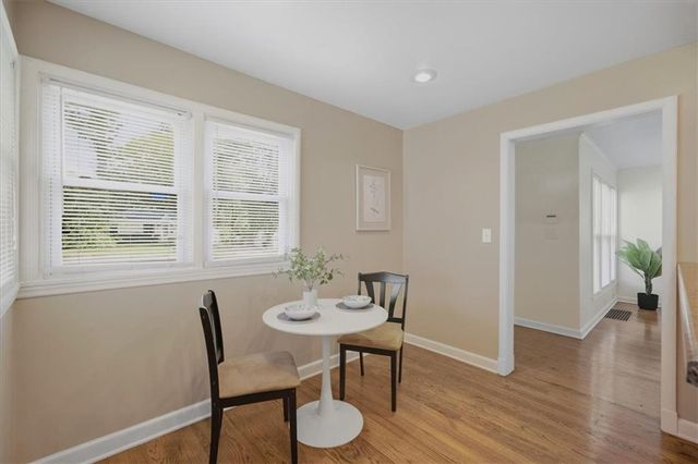 27 E 85th Street, Kansas City, MO 64114