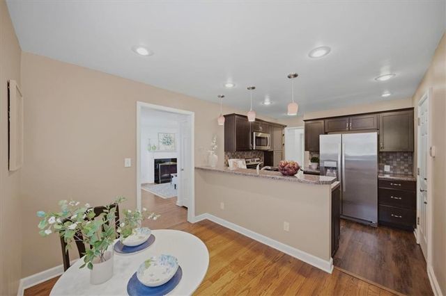 27 E 85th Street, Kansas City, MO 64114
