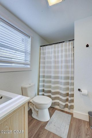 2121 S Pearl Avenue, Joplin, MO 64804