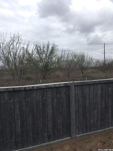 5031 Kayak Cove, Elmendorf, TX 78112