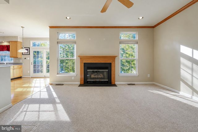 45 WOOD LARK DR, Mount Laurel, NJ 08054