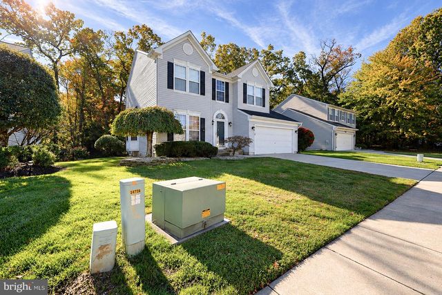 45 WOOD LARK DR, Mount Laurel, NJ 08054