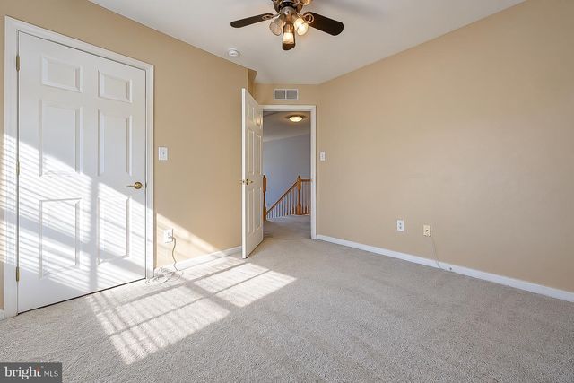 45 WOOD LARK DR, Mount Laurel, NJ 08054