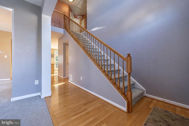 45 WOOD LARK DR, Mount Laurel, NJ 08054