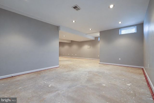 45 WOOD LARK DR, Mount Laurel, NJ 08054