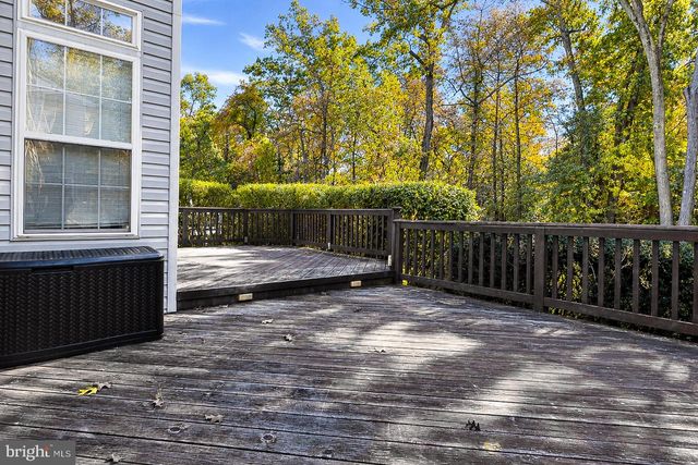 45 WOOD LARK DR, Mount Laurel, NJ 08054