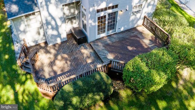 45 WOOD LARK DR, Mount Laurel, NJ 08054