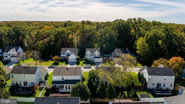 45 WOOD LARK DR, Mount Laurel, NJ 08054