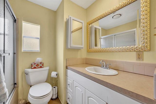 11 HAWAIIAN WAY, Leesburg, FL 34788