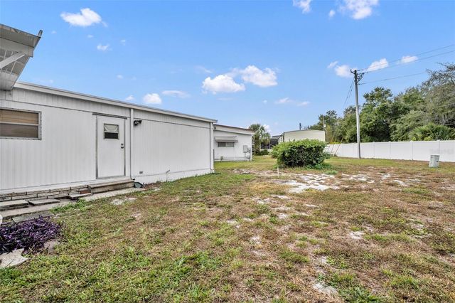 11 HAWAIIAN WAY, Leesburg, FL 34788