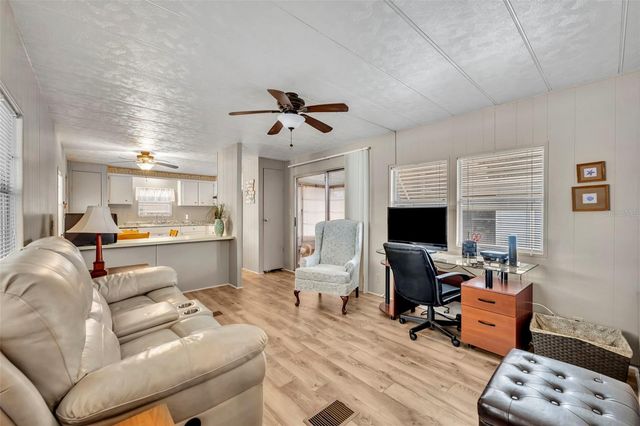 11 HAWAIIAN WAY, Leesburg, FL 34788