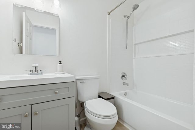 5 EVERGREEN LN, Stafford, VA 22554