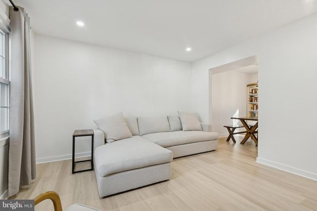 5 EVERGREEN LN, Stafford, VA 22554