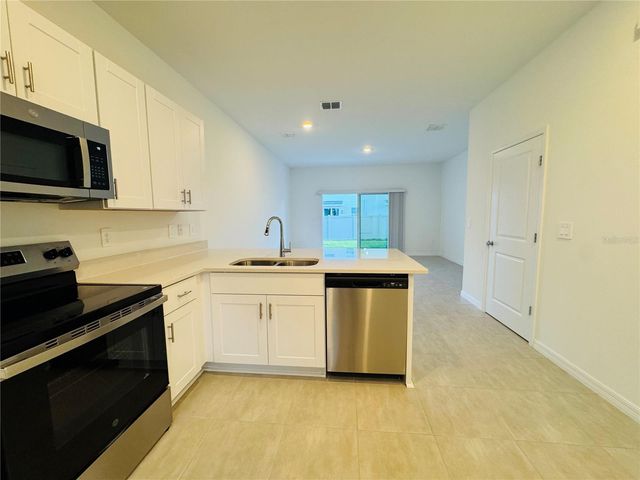 2923 SKYLINE LOOP, Kissimmee, FL 34758